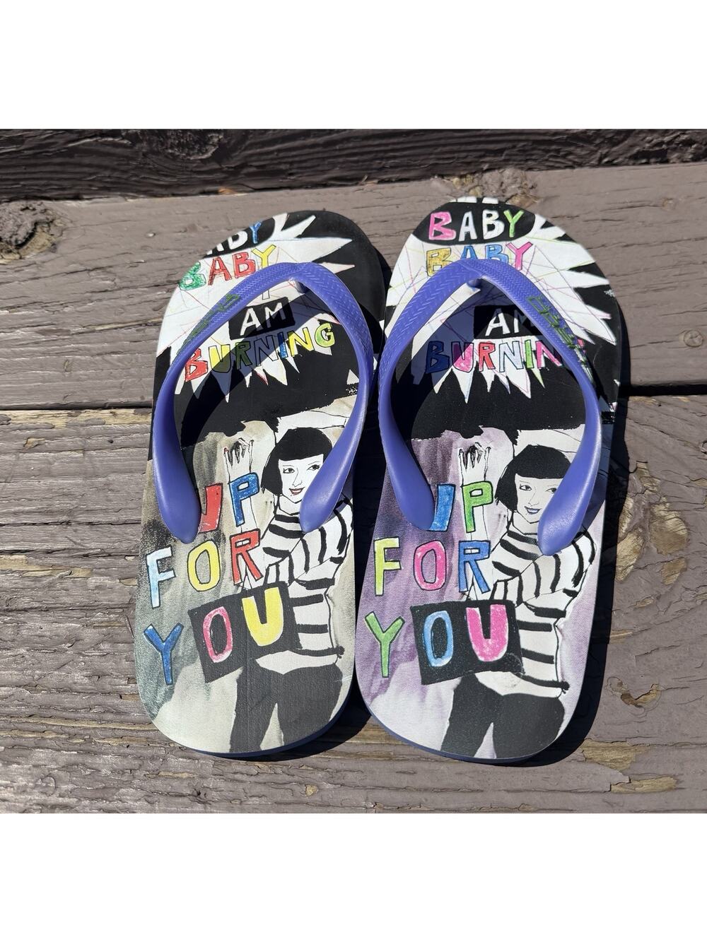 Custo Barcelona Graphic Flip Flops Sandals Baby I'm Burning Up For You EU 38/39